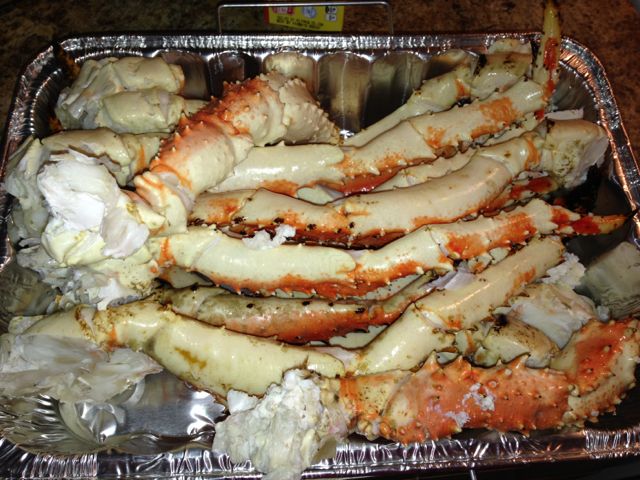 Fresh crab legs from Hyvee!