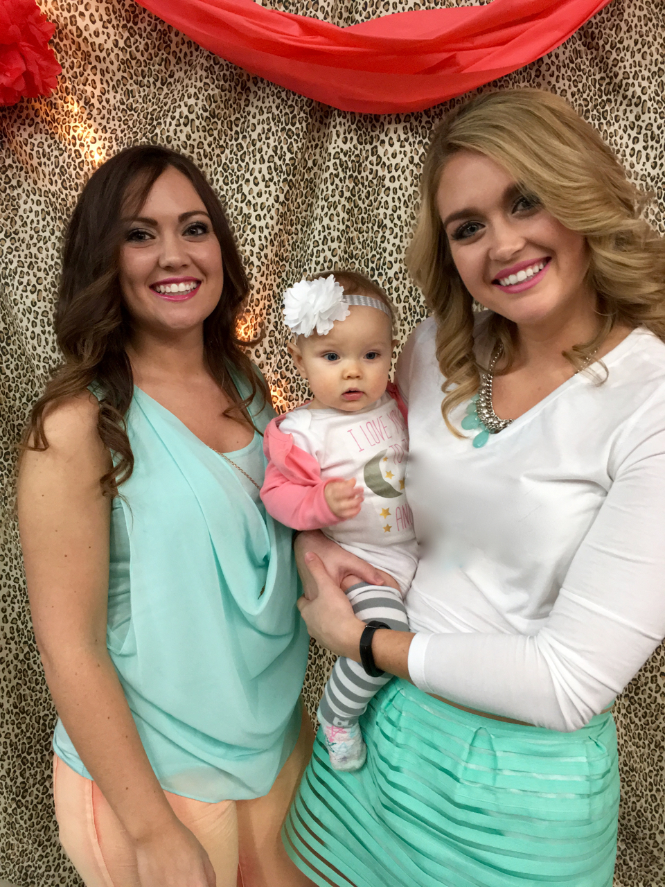 Avery and her Aunt Heather and Aunt Shalie. Aunt Shalie was having a going away party since she is moving to Amarillo and Avery had a ball at the party!