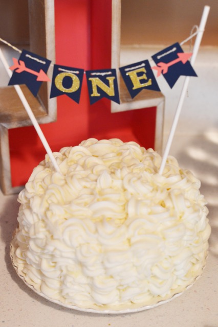 Here is a closeup of her smash cake with the adorable bunting you can find in my shop as well! I am obsessed with this cake topper! It is so much fun!